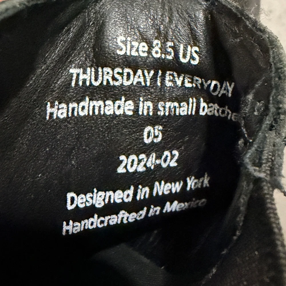 Thursday Boot Co Legend Chelsea Boot Black Leather Women’s Size 8.5 US - Picture 6 of 11